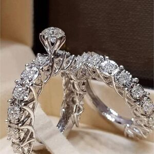 Flash Diamond Round Engagement Silvery Rings for Women